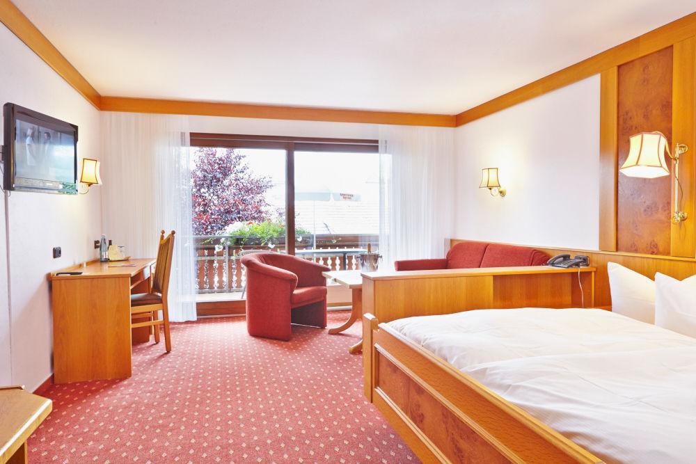 אוברקירש Ringhotel Garni Pflug מראה חיצוני תמונה