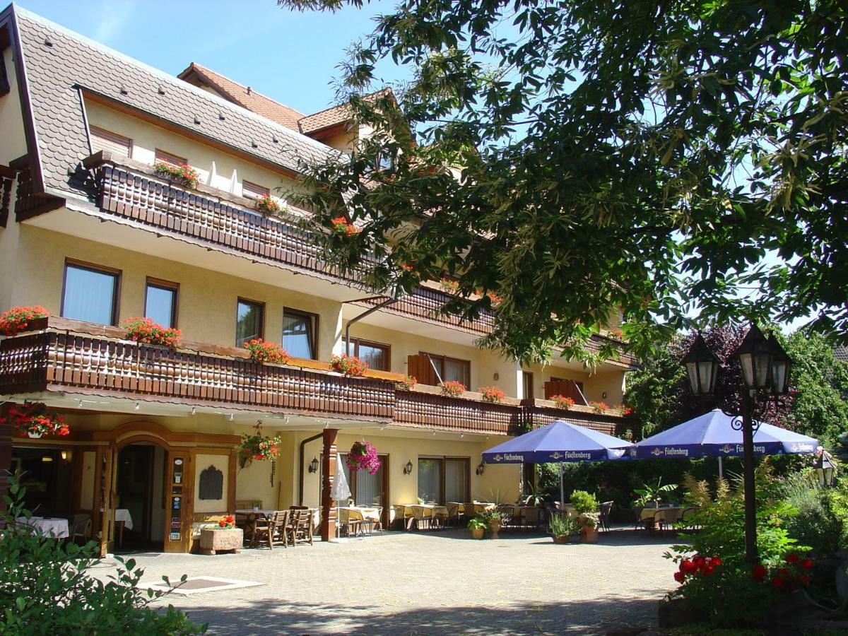 אוברקירש Ringhotel Garni Pflug מראה חיצוני תמונה