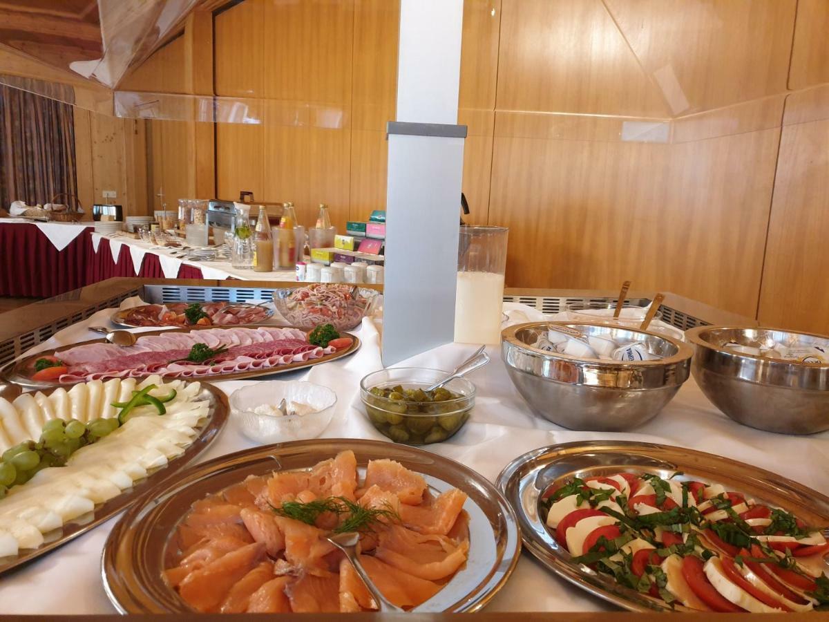 אוברקירש Ringhotel Garni Pflug מראה חיצוני תמונה