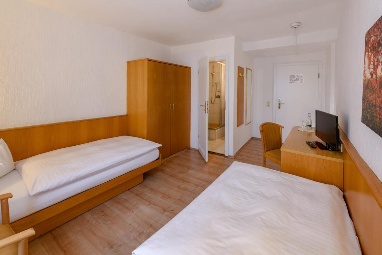 אוברקירש Ringhotel Garni Pflug מראה חיצוני תמונה