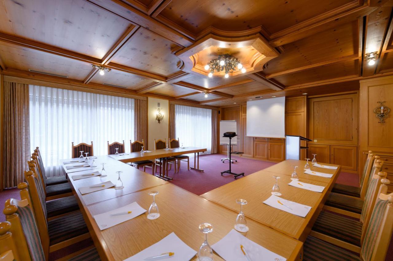 אוברקירש Ringhotel Garni Pflug מראה חיצוני תמונה
